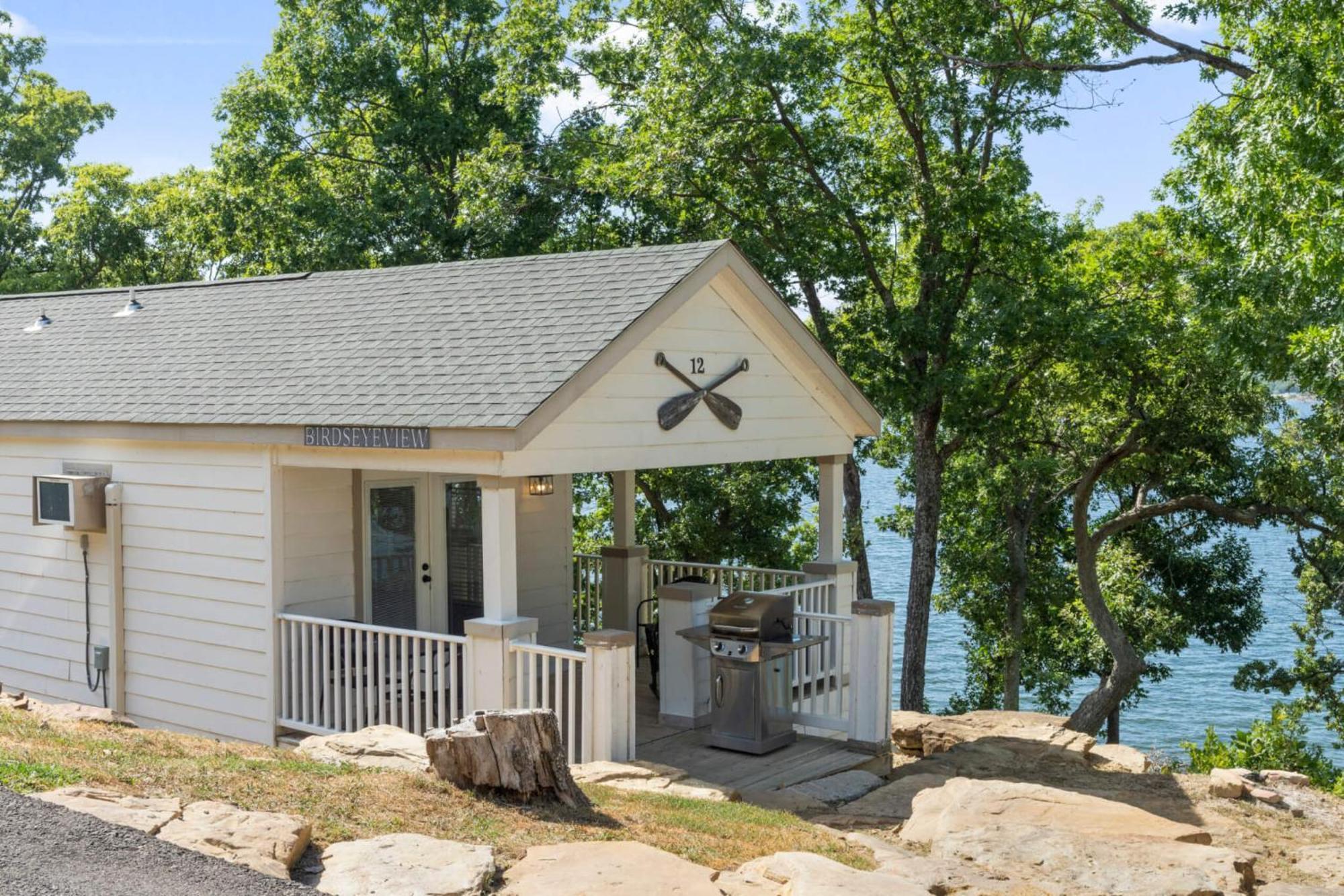 Crosstimbers Marina And Cottages Sperry エクステリア 写真