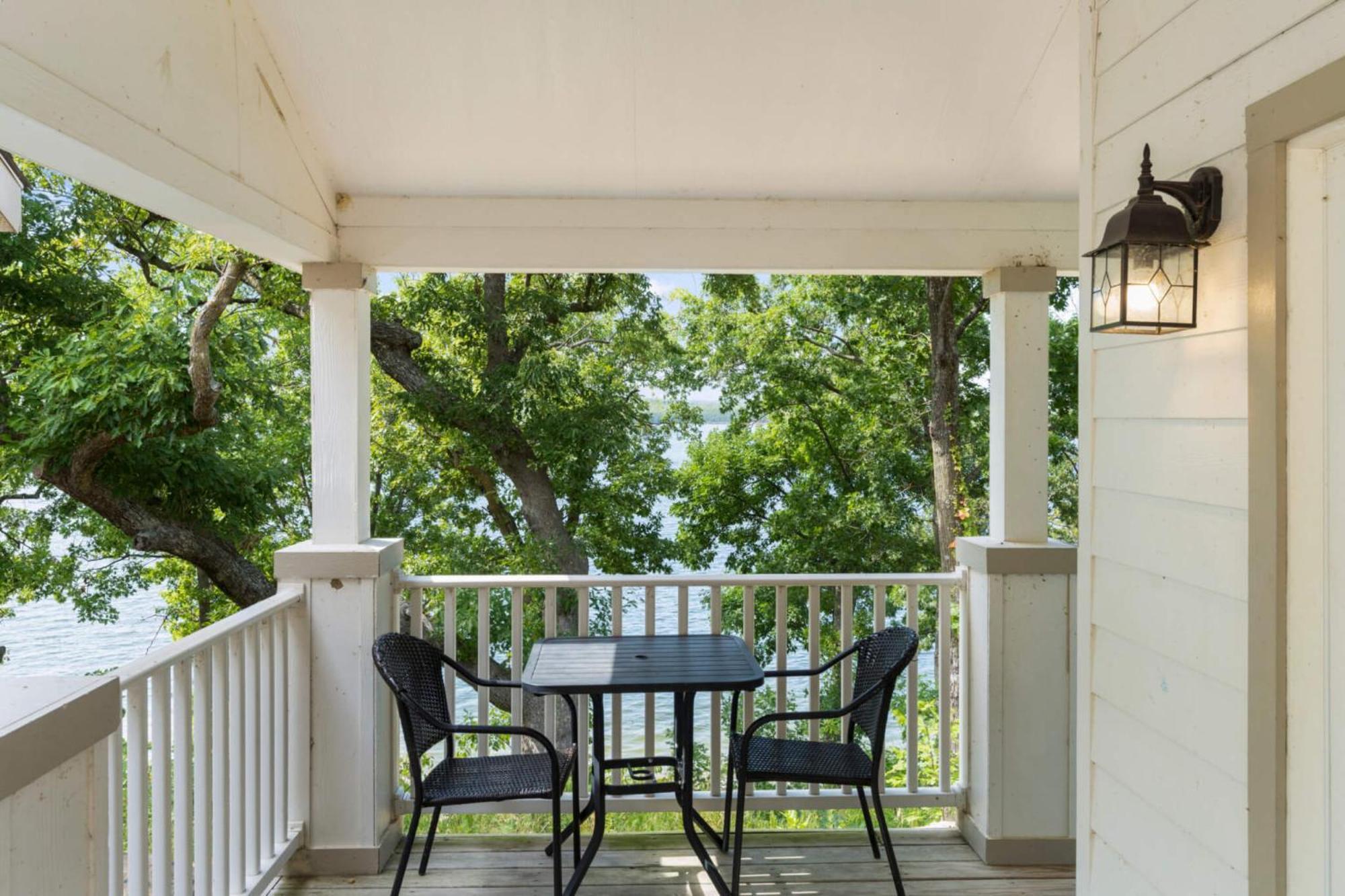 Crosstimbers Marina And Cottages Sperry エクステリア 写真