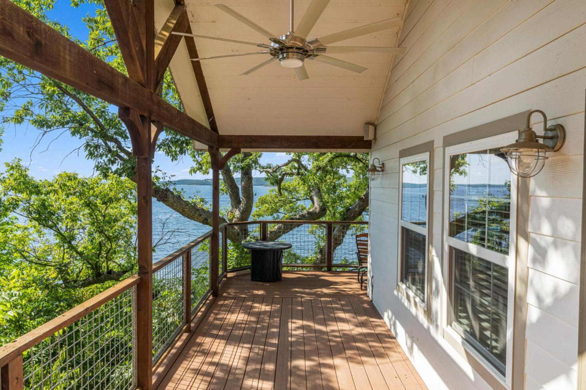 Crosstimbers Marina And Cottages Sperry エクステリア 写真