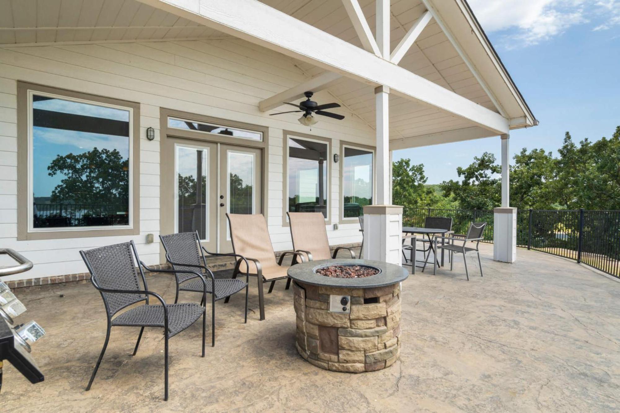 Crosstimbers Marina And Cottages Sperry エクステリア 写真