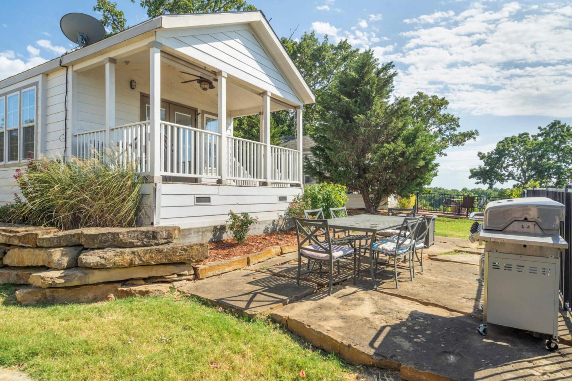 Crosstimbers Marina And Cottages Sperry エクステリア 写真